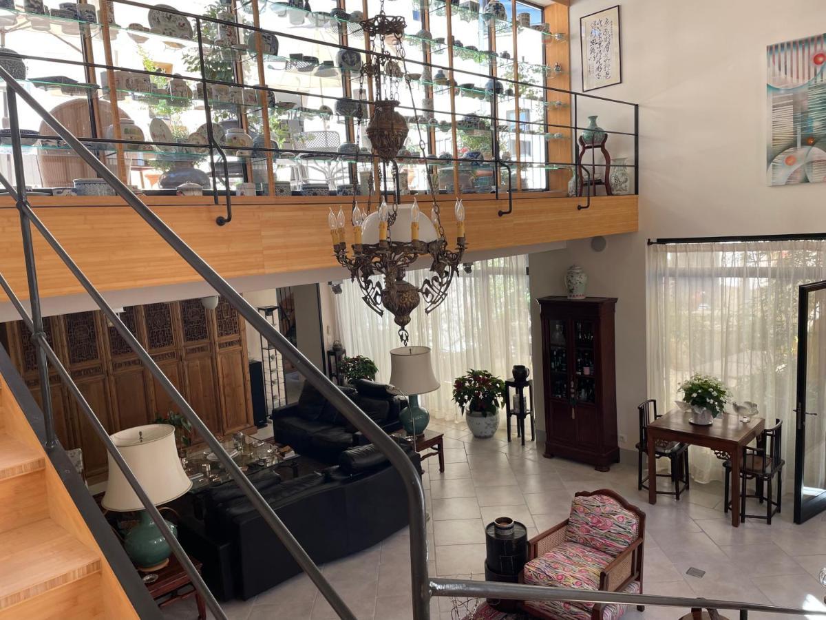 Bed and Breakfast La Cour Carree Рюстрель Екстер'єр фото