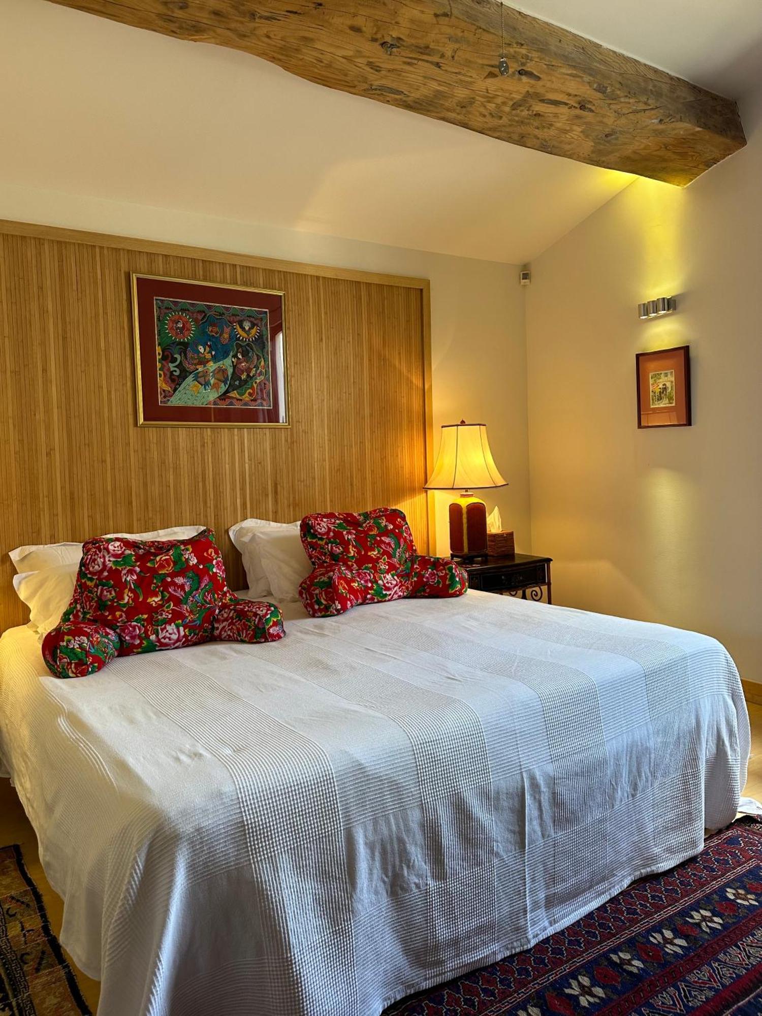Bed and Breakfast La Cour Carree Рюстрель Екстер'єр фото