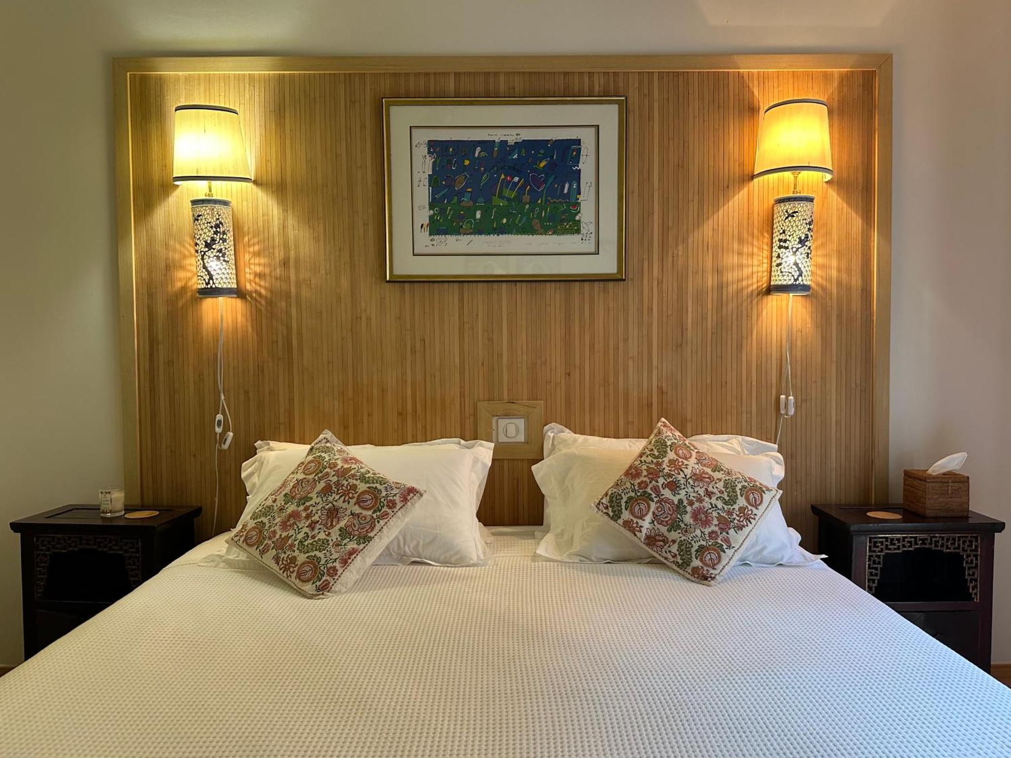 Bed and Breakfast La Cour Carree Рюстрель Екстер'єр фото